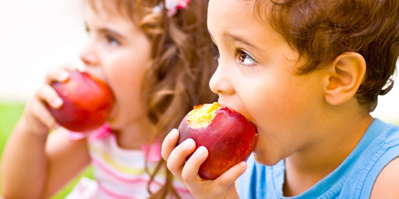 سیب، دانتوں کی صحت کا ضامن ہے
