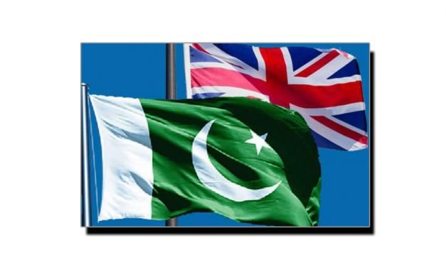 انگلستان اور پاکستان، فرق صاف ظاہر ہے