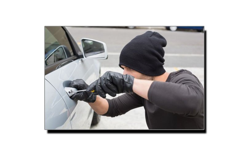 جانتے ہیں سب سے زیادہ گاڑیاں کس موقعہ پر چوری ہوتی ہیں؟