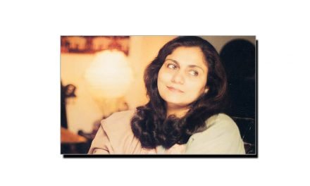 25 اپریل، مدیحہ گوہر کا یومِ انتقال